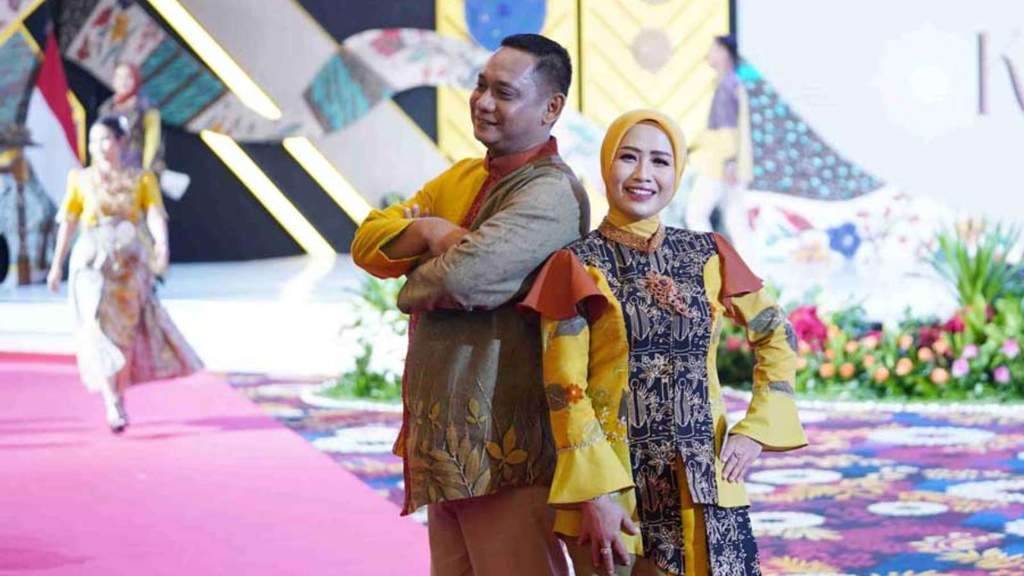 Batik Mangrove Muaragembong Pikat Pekan Kerajinan Jawa Barat 2026