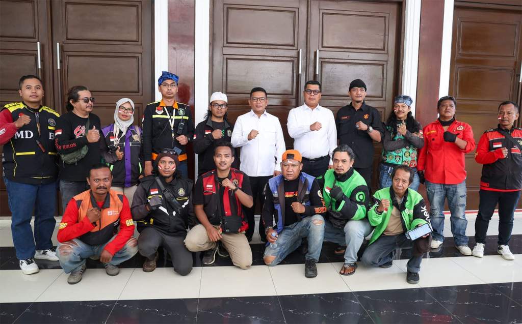 Persiapan operasional pesawat jet dan armada pemadam kebakaran di Bandara Husein Sastranegara