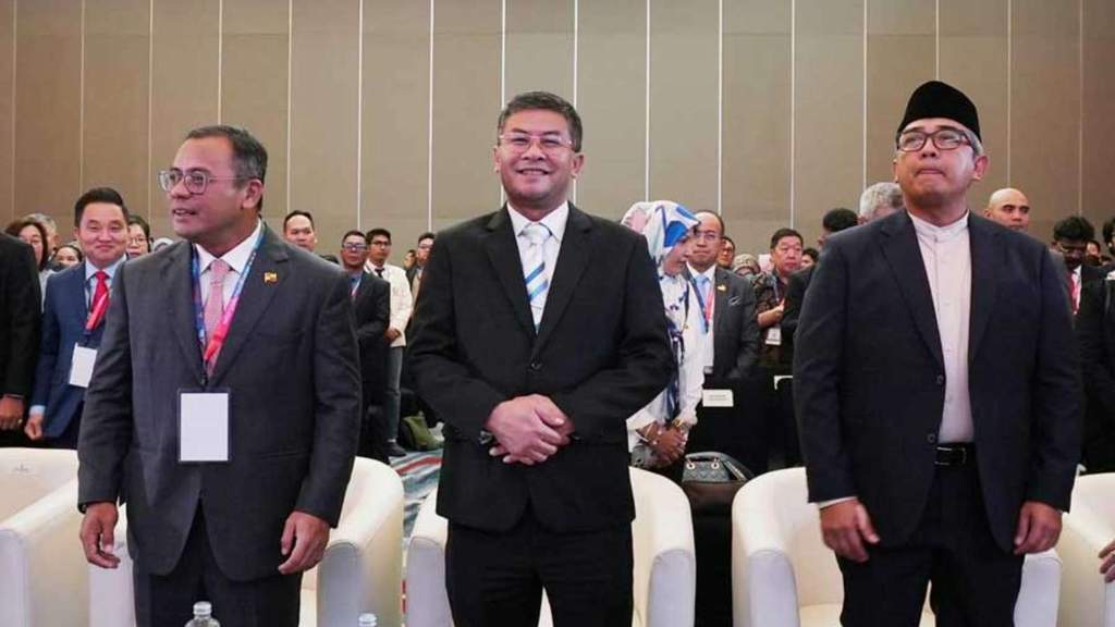 Pertemuan delegasi Jawa Barat dan Selangor dalam pembukaan forum ekonomi SIBS@ASEAN 2026 di Bandung