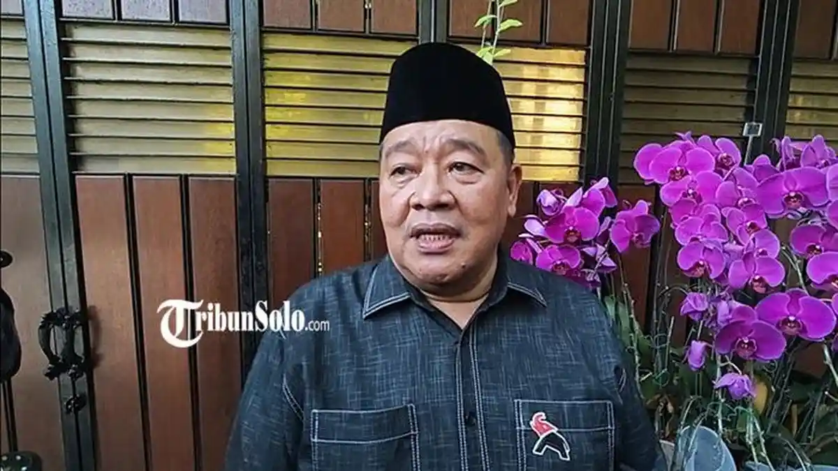 Ketua Bidang Politik DPP PSI Bestari Barus saat memberikan keterangan pers di Solo.