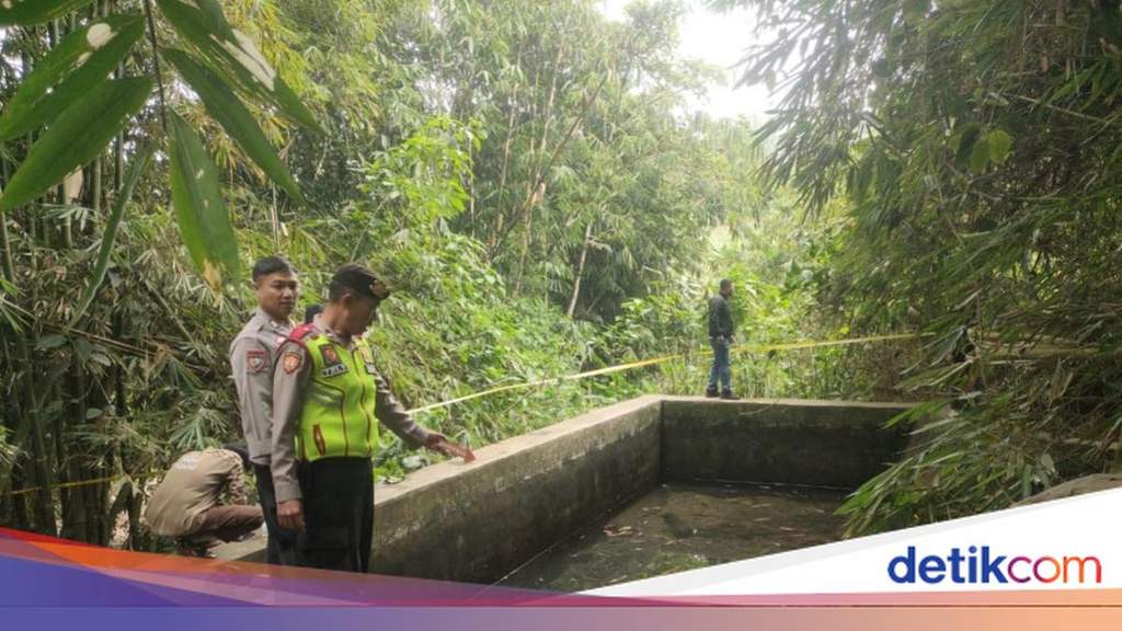 Garis polisi terpasang di sekitar lokasi bak penampungan air tempat siswi MTs tenggelam di Garut